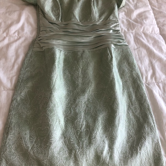 👗Designer Scott McClintock Dress with Tuxedo Waist in Mint Colour👗 - Picture 13 of 16